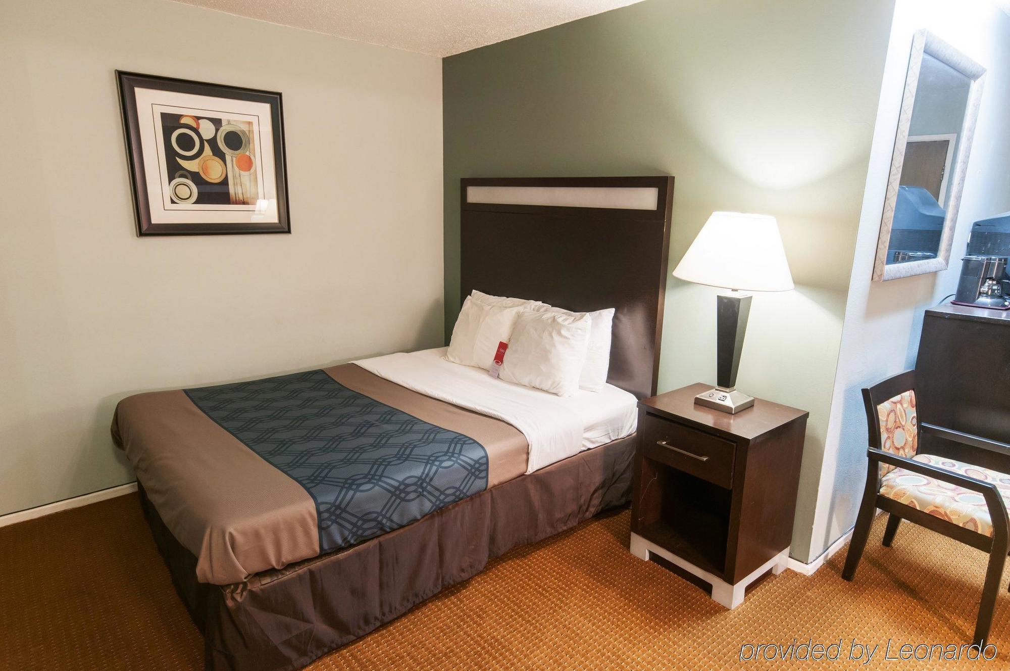 Econo Lodge Inn & Suites Yreka Eksteriør billede